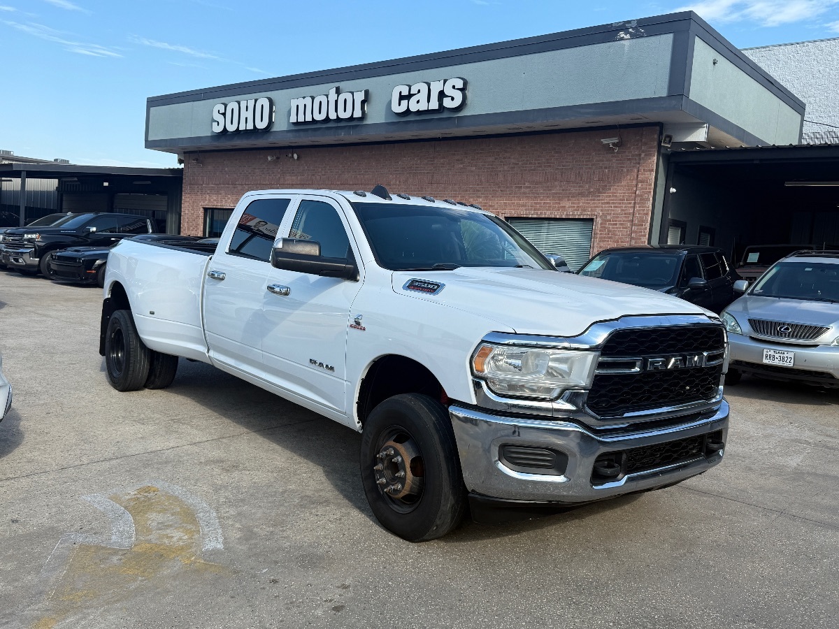 2020 Ram 3500 Tradesman photo 3
