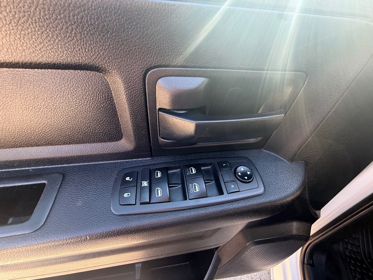 2020 Ram 3500 Tradesman photo 17