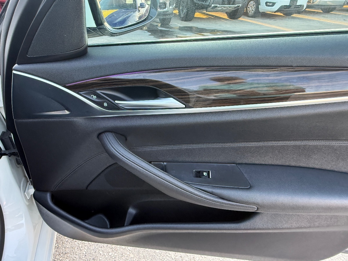 2018 Bmw 530i Sedan photo 15