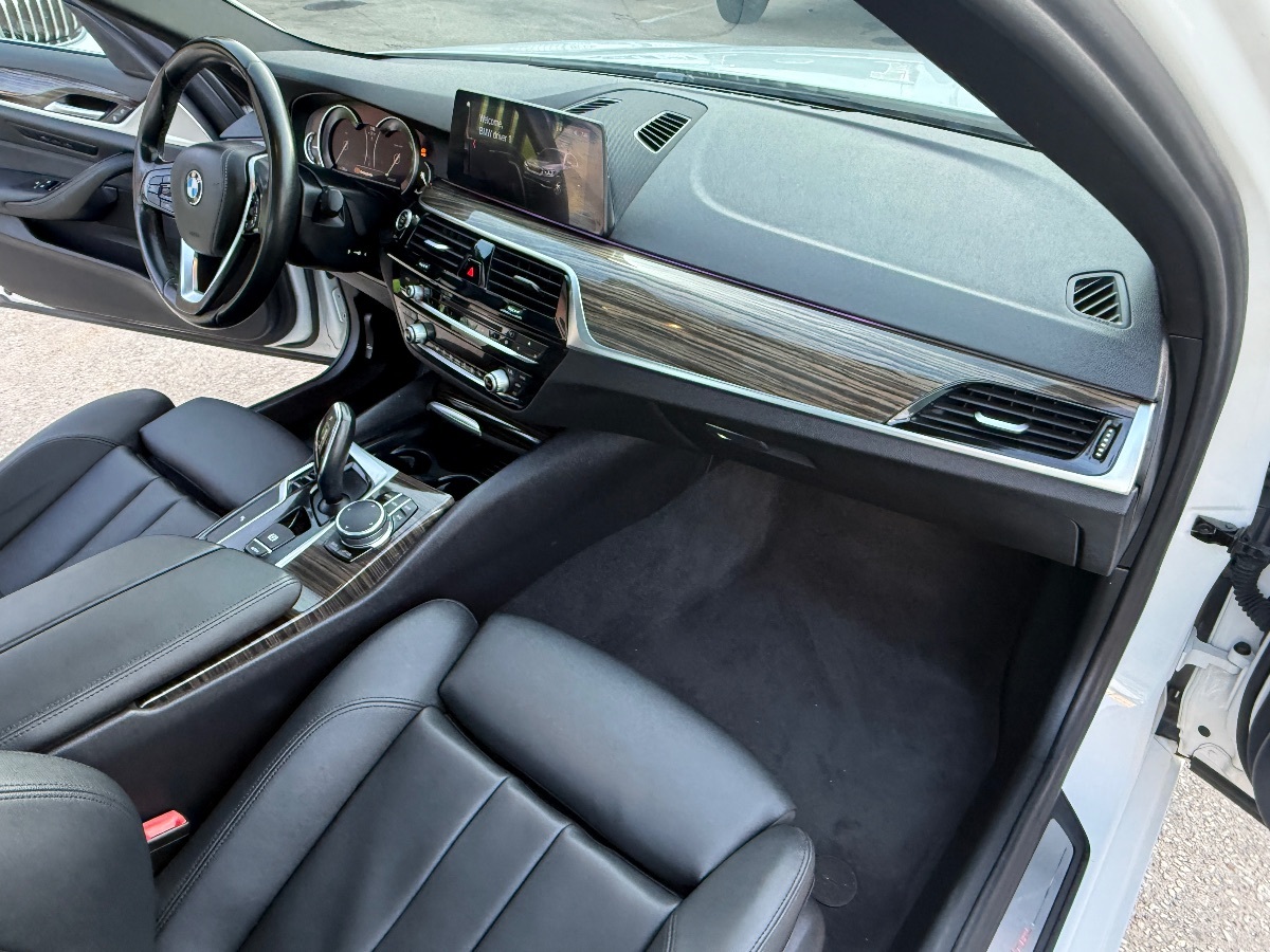 2018 Bmw 530i Sedan photo 16