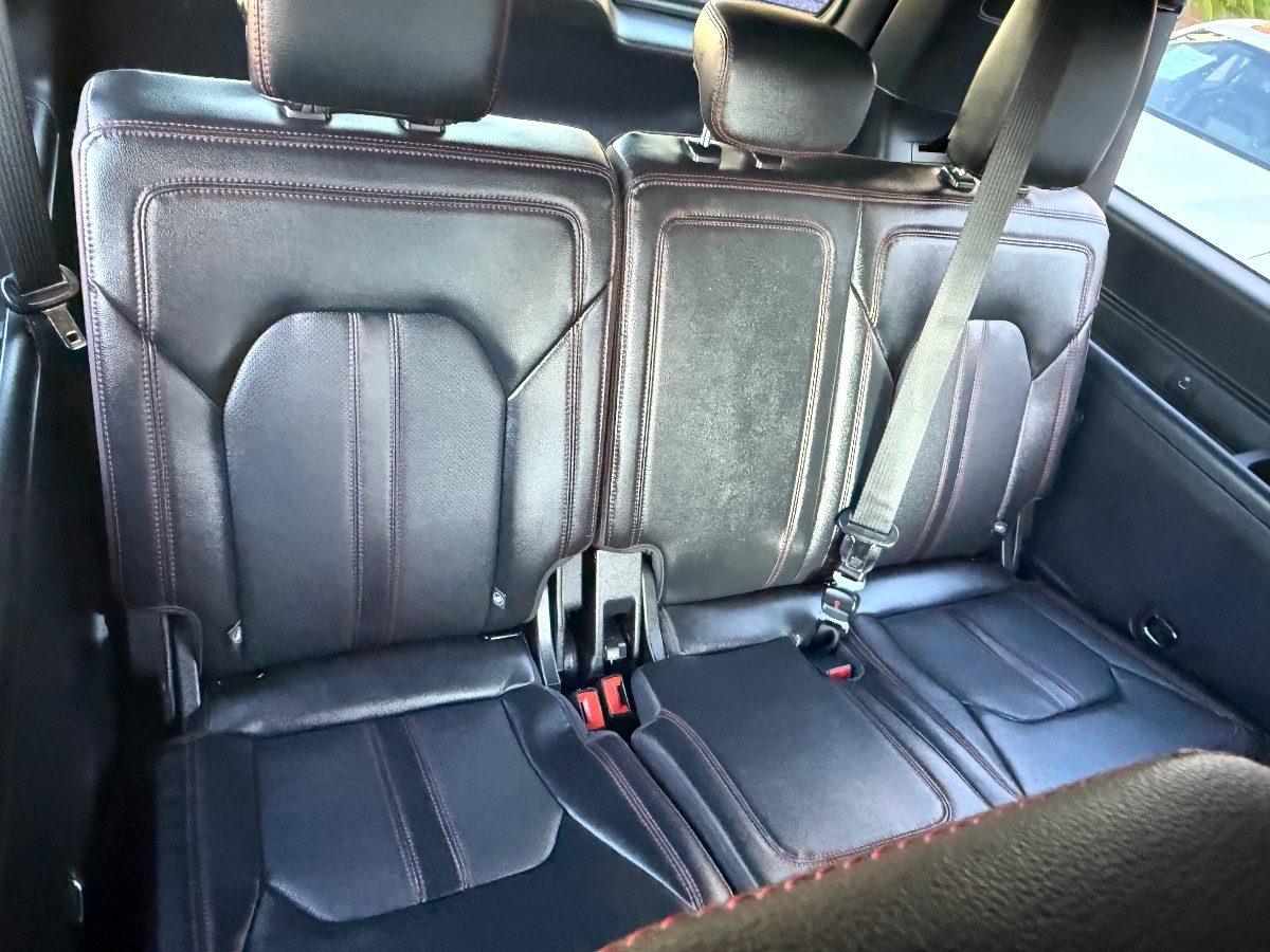 2022 Ford Expedition MAX Limited photo 19