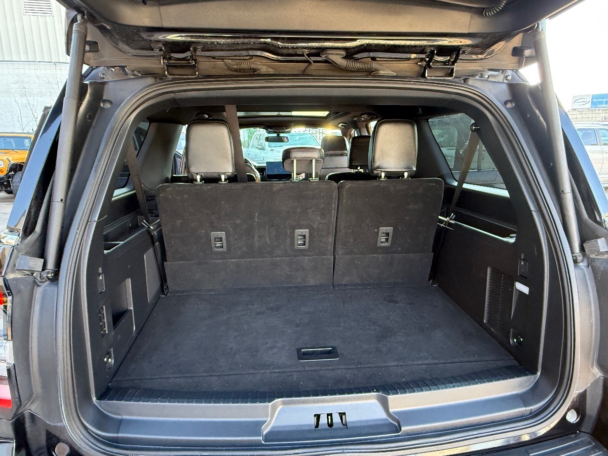 2022 Ford Expedition MAX Limited photo 20