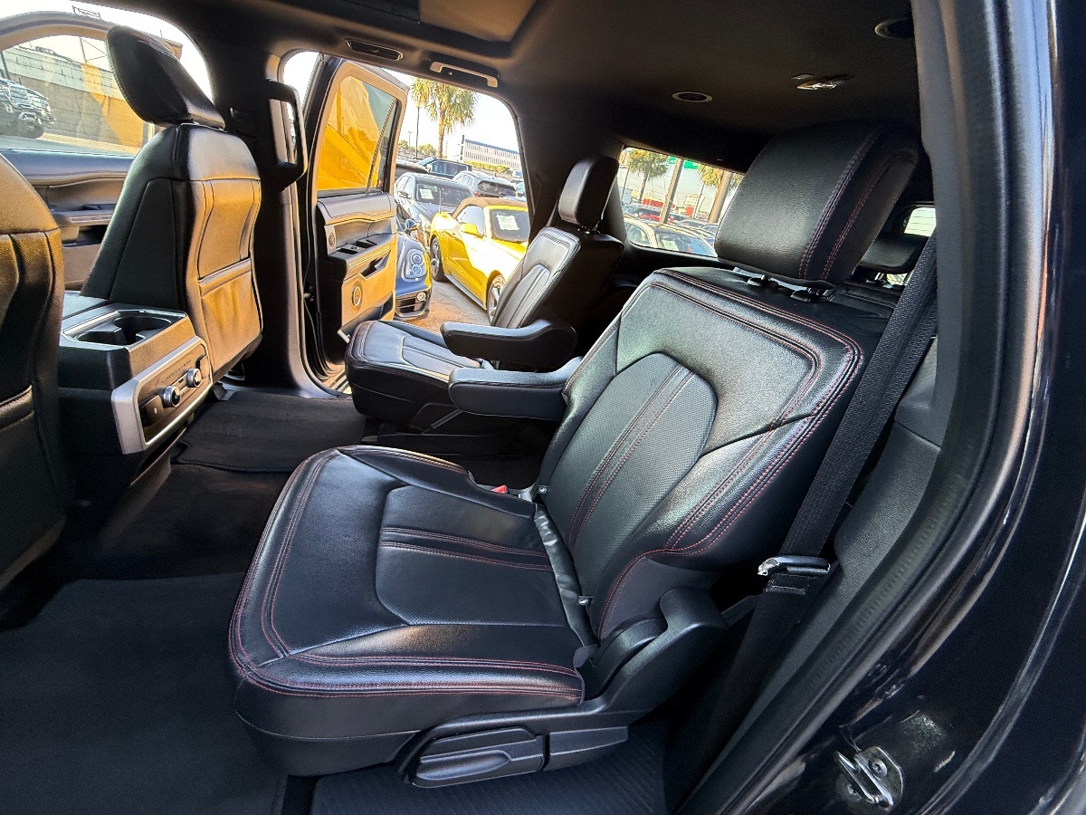 2022 Ford Expedition MAX Limited photo 21