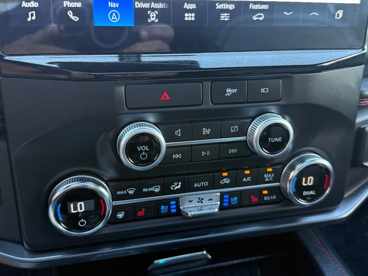 2022 Ford Expedition MAX Limited photo 35