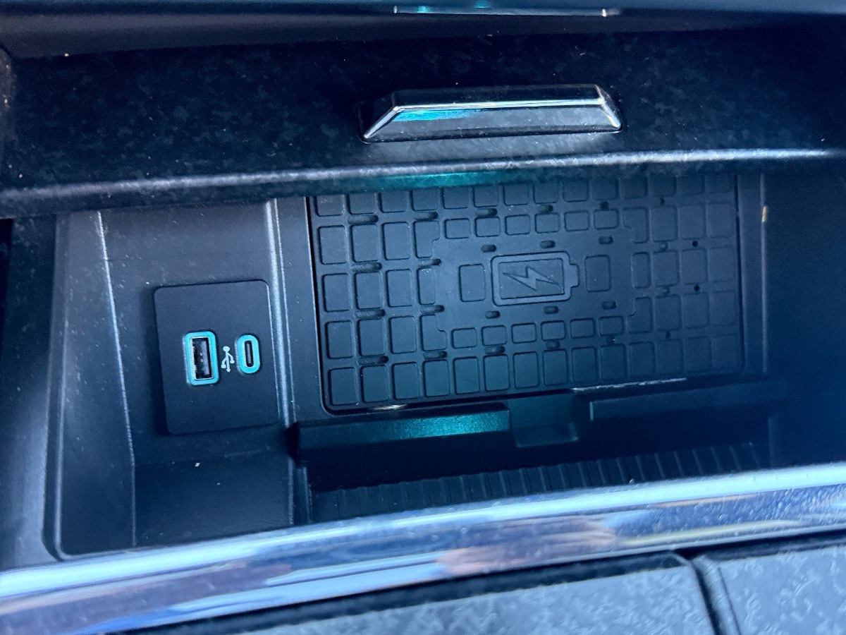 2022 Ford Expedition MAX Limited photo 39