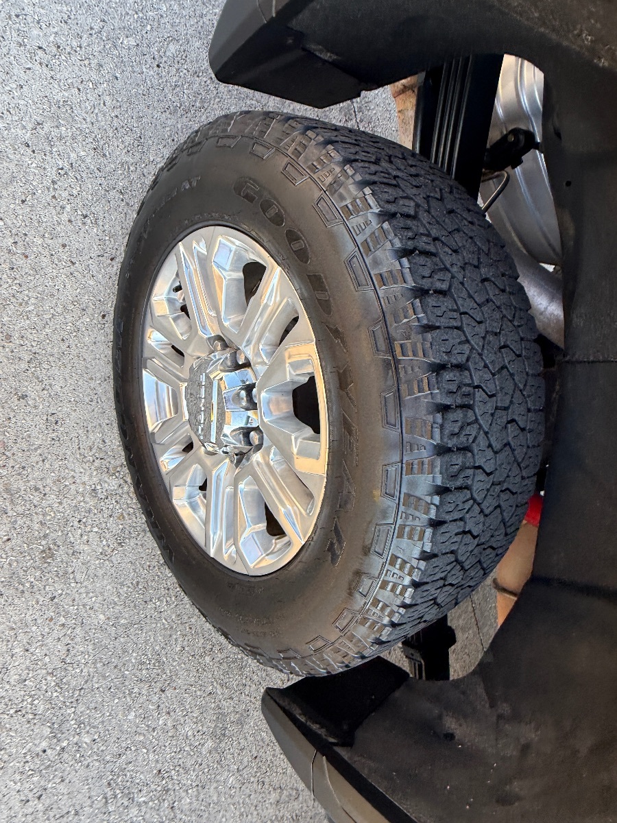 2023 Gmc Sierra HD Denali photo 9