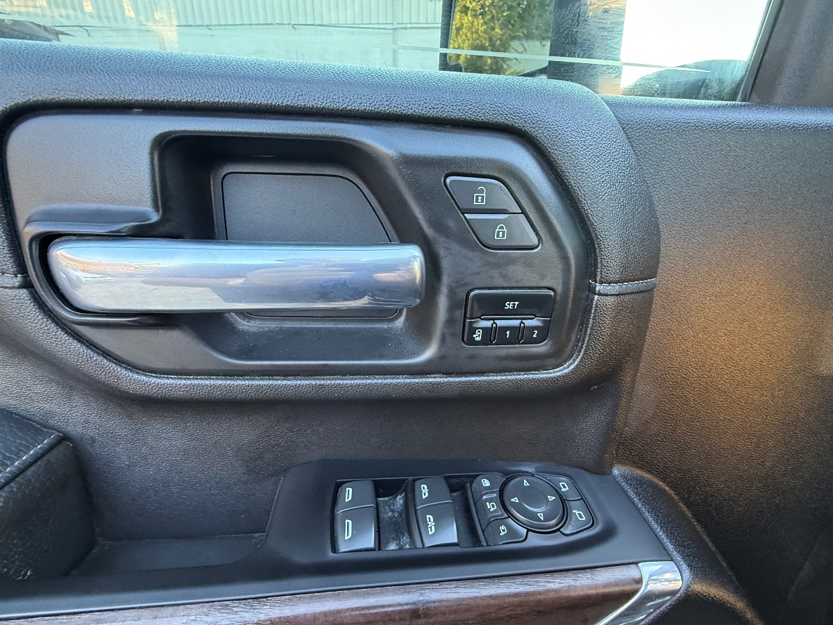 2023 Gmc Sierra HD Denali photo 25