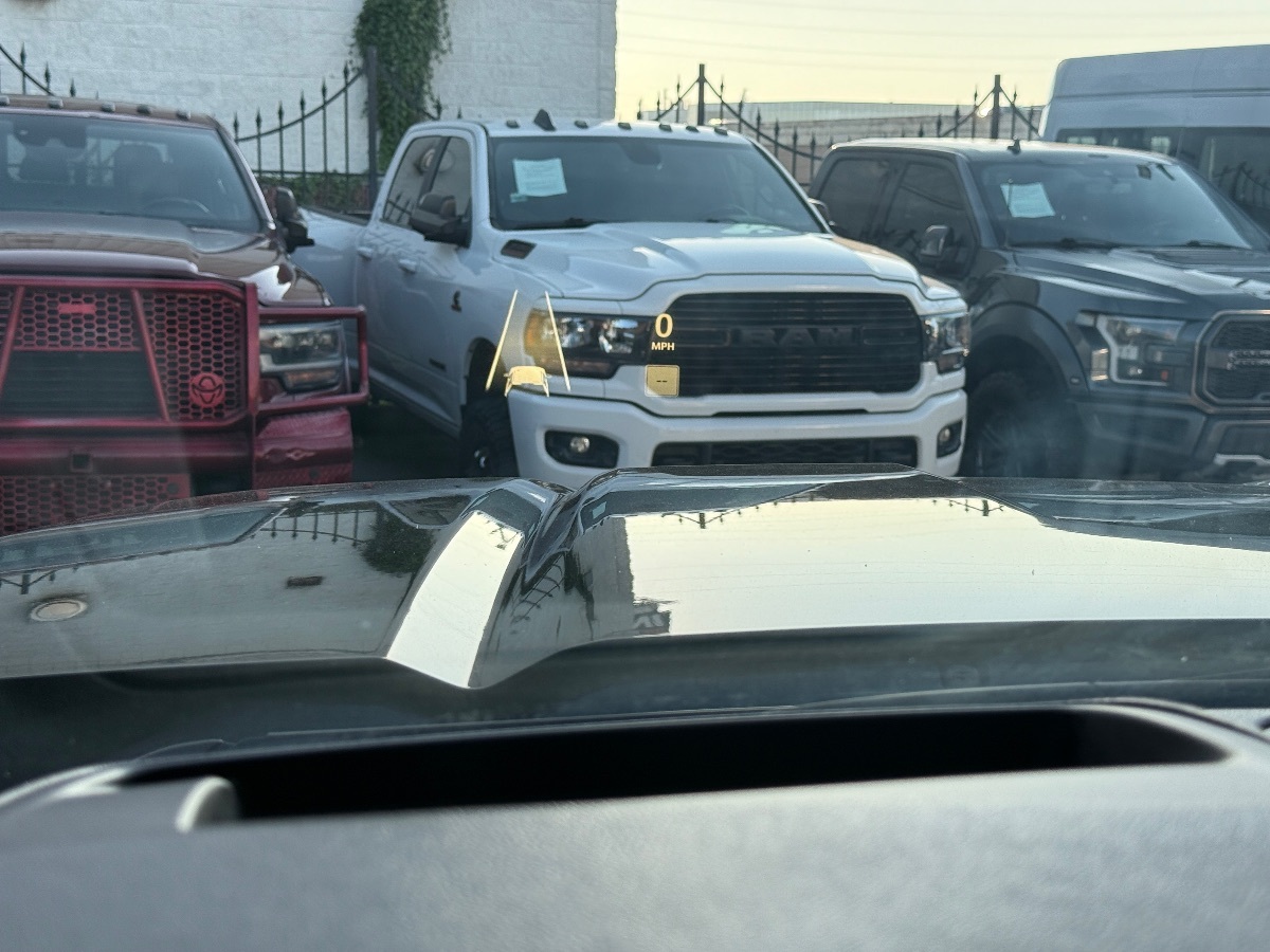 2023 Gmc Sierra HD Denali photo 29