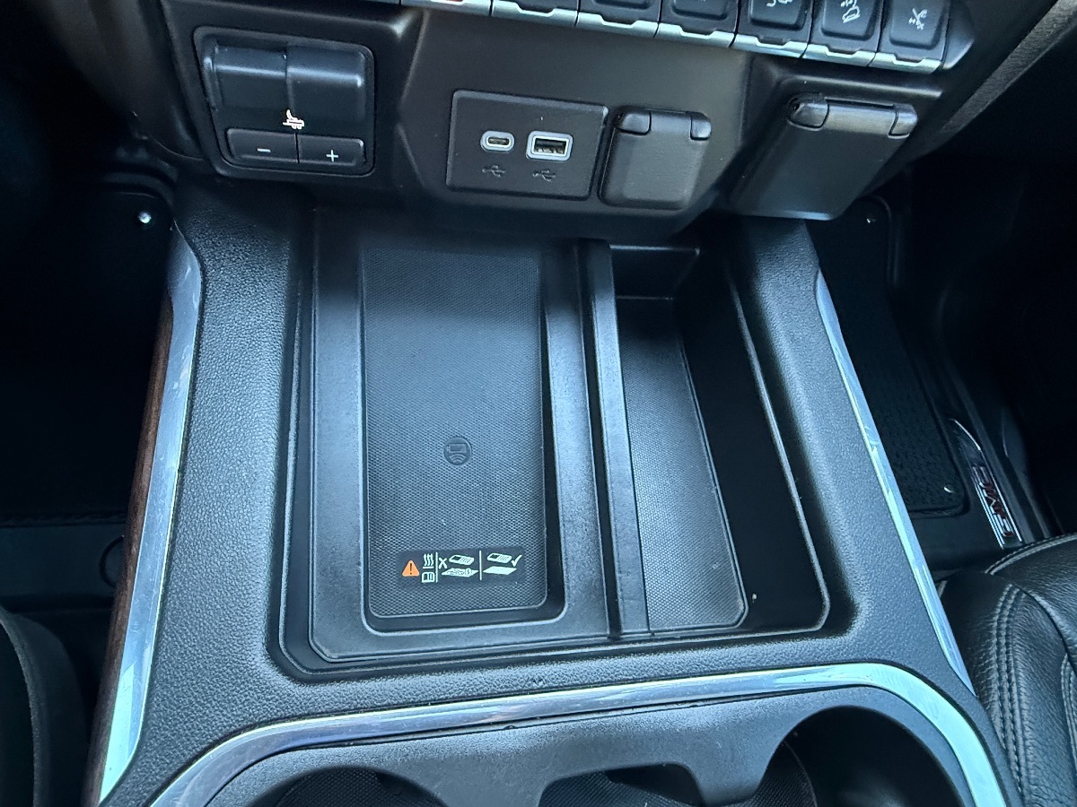 2023 Gmc Sierra HD Denali photo 38