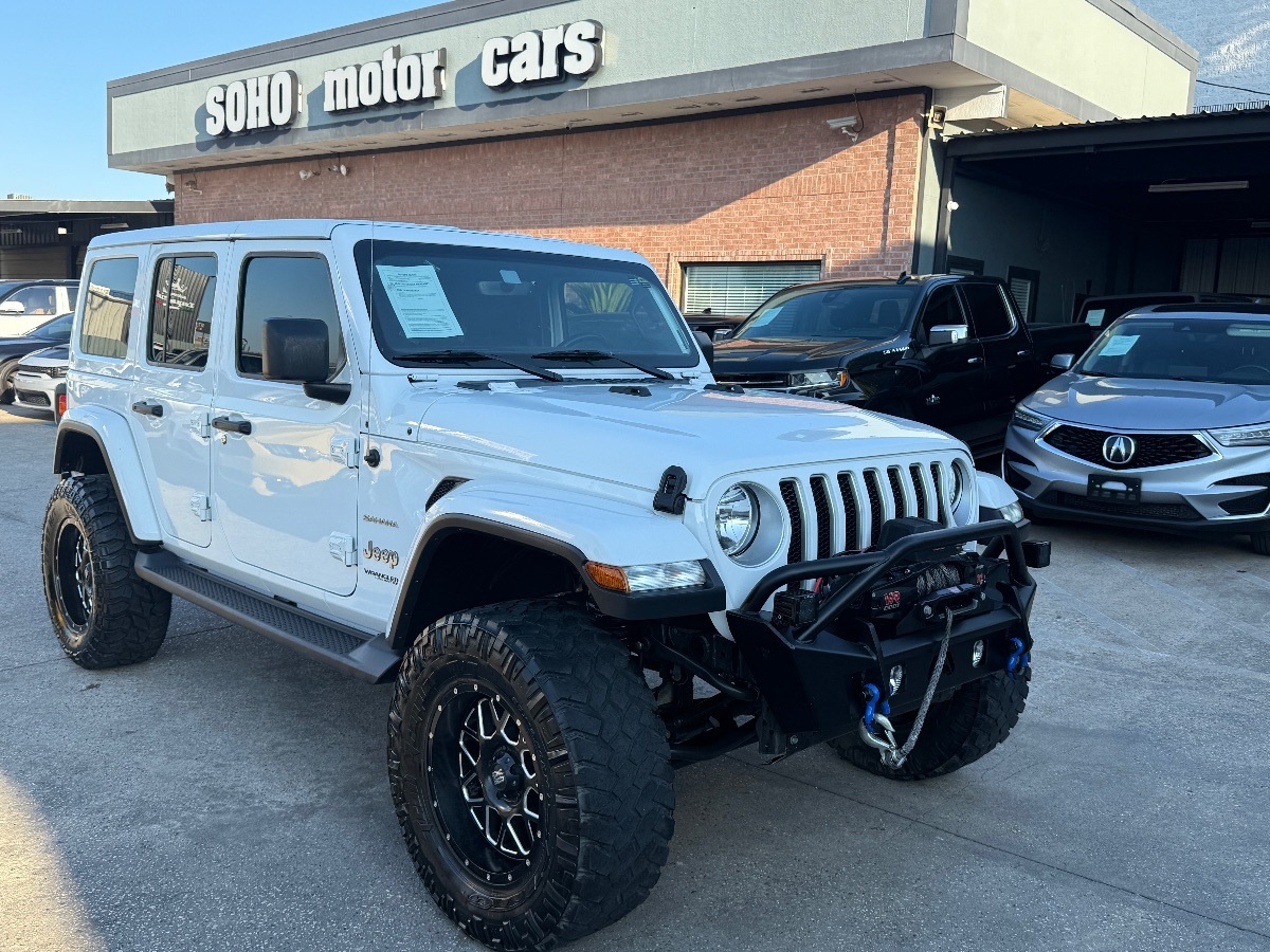 2021 Jeep Wrangler Unlimited Sahara photo 2