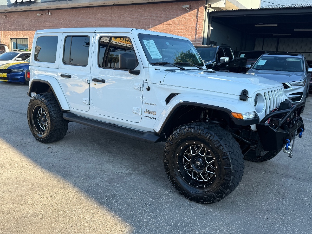 2021 Jeep Wrangler Unlimited Sahara photo 3