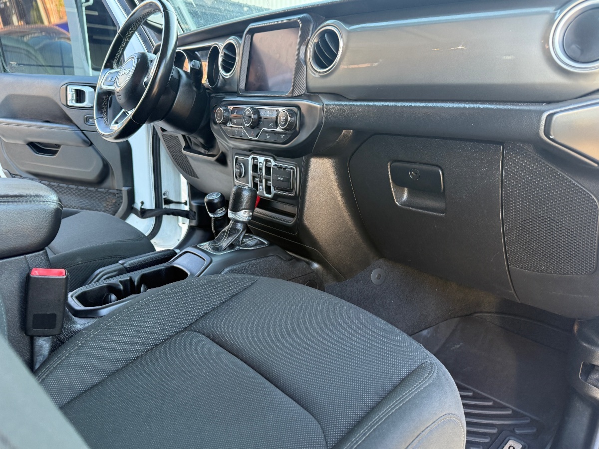 2021 Jeep Wrangler Unlimited Sahara photo 20