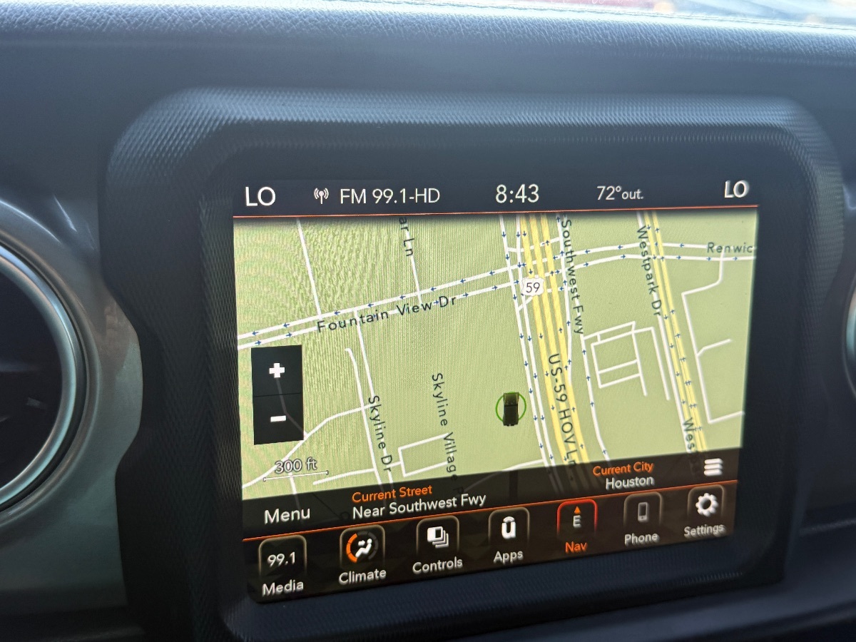 2021 Jeep Wrangler Unlimited Sahara photo 33