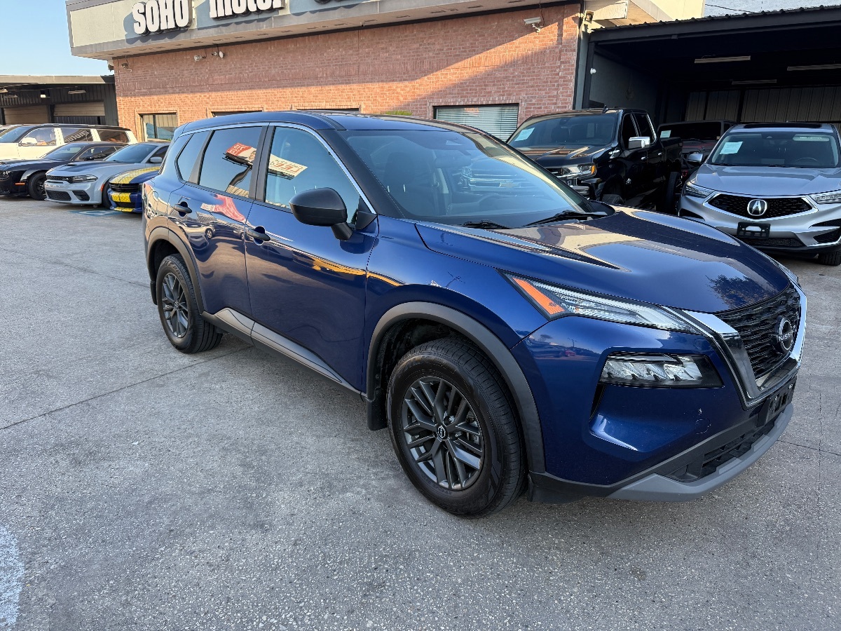 2023 Nissan Rogue S photo 3
