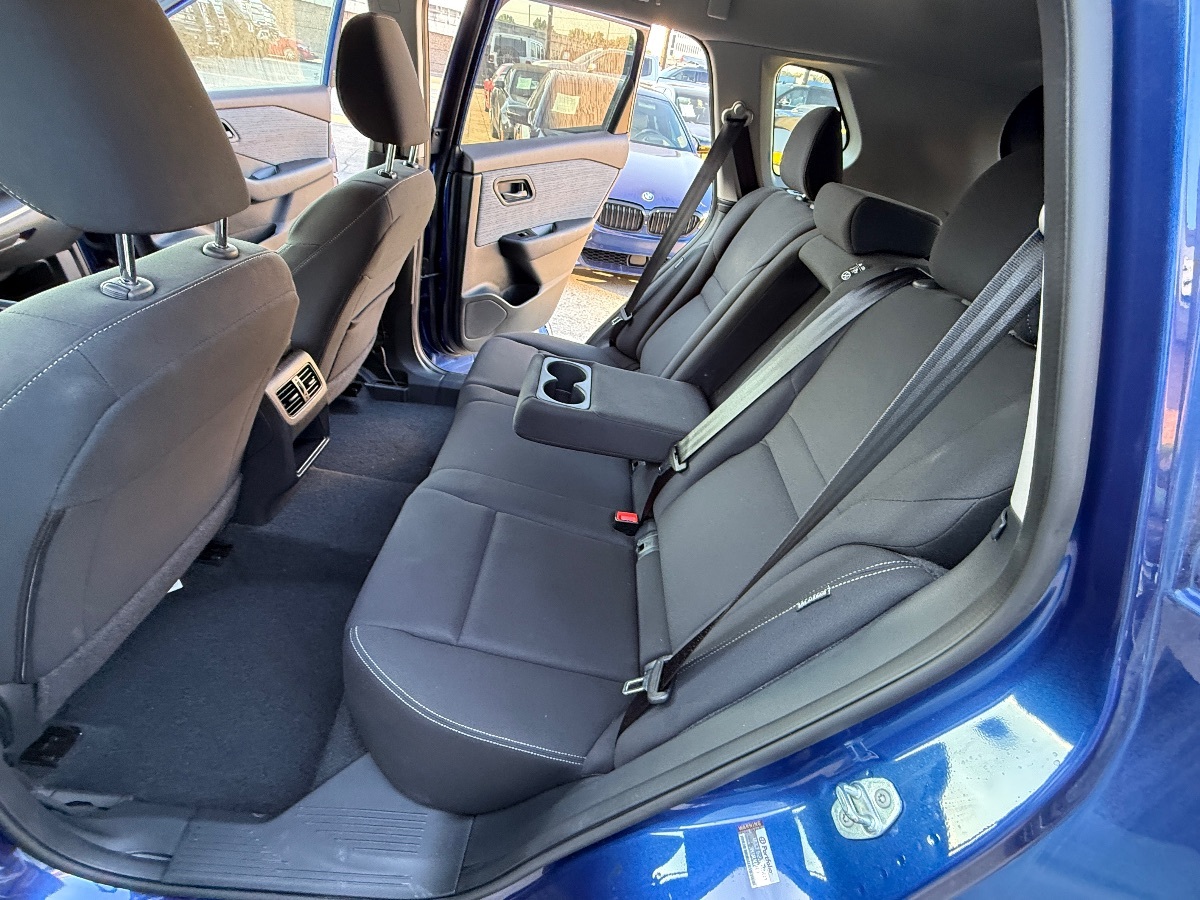 2023 Nissan Rogue S photo 16