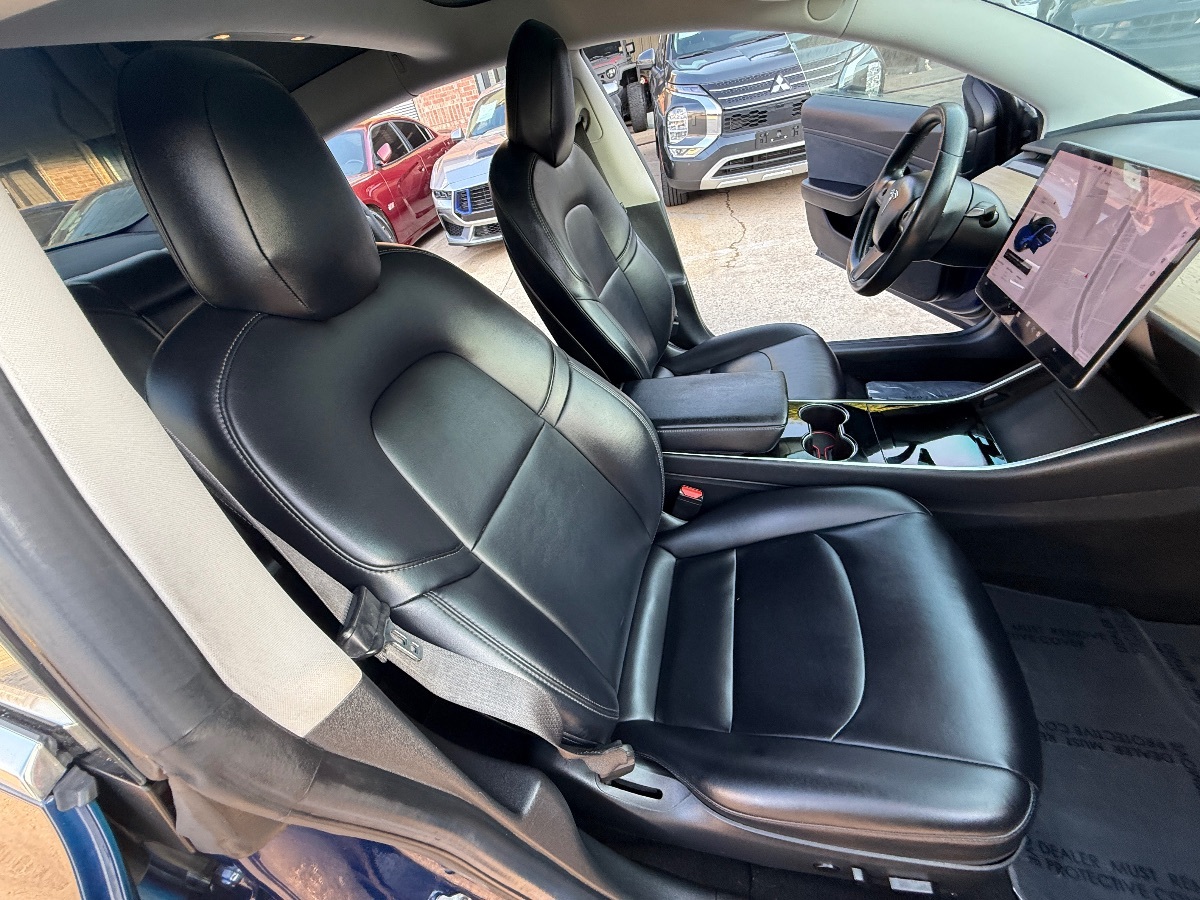 2018 Tesla Model 3 Long Range photo 15