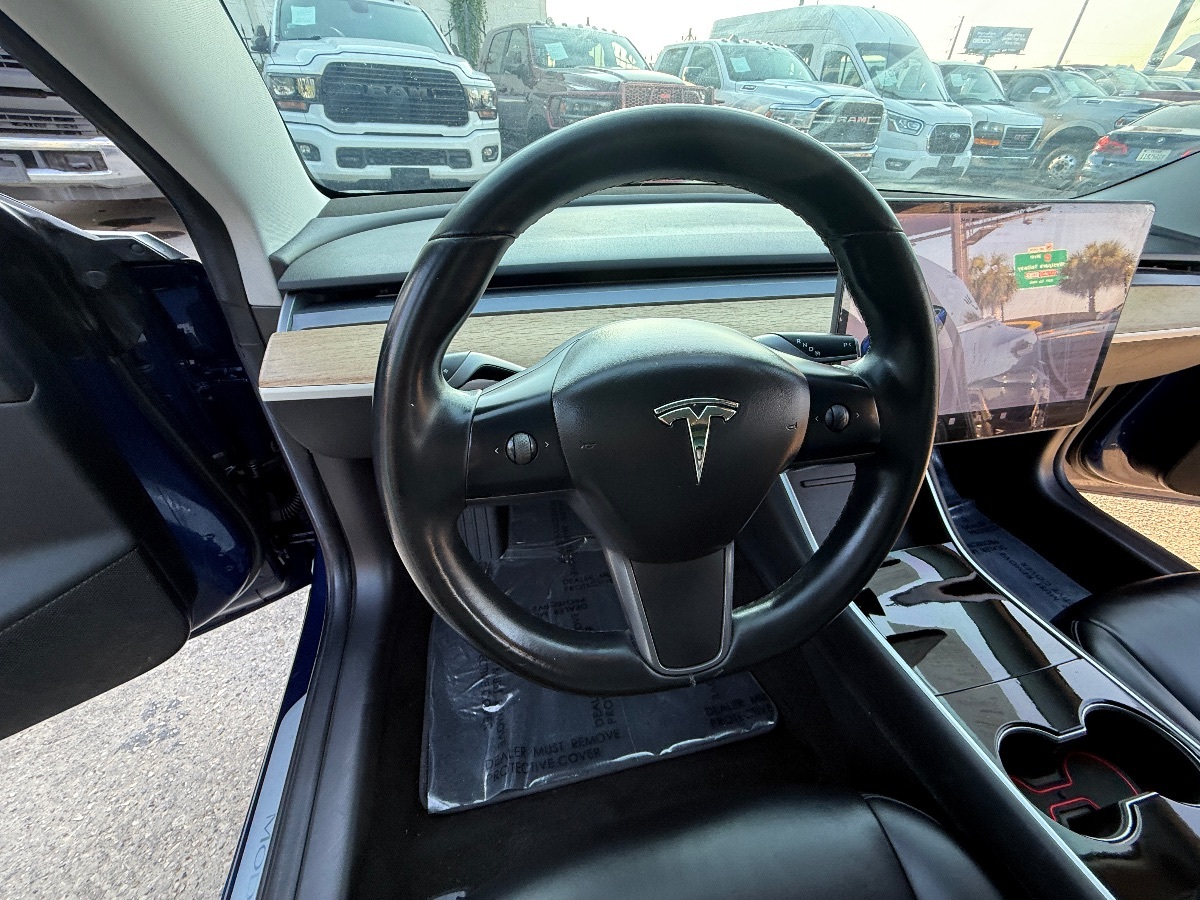 2018 Tesla Model 3 Long Range photo 19