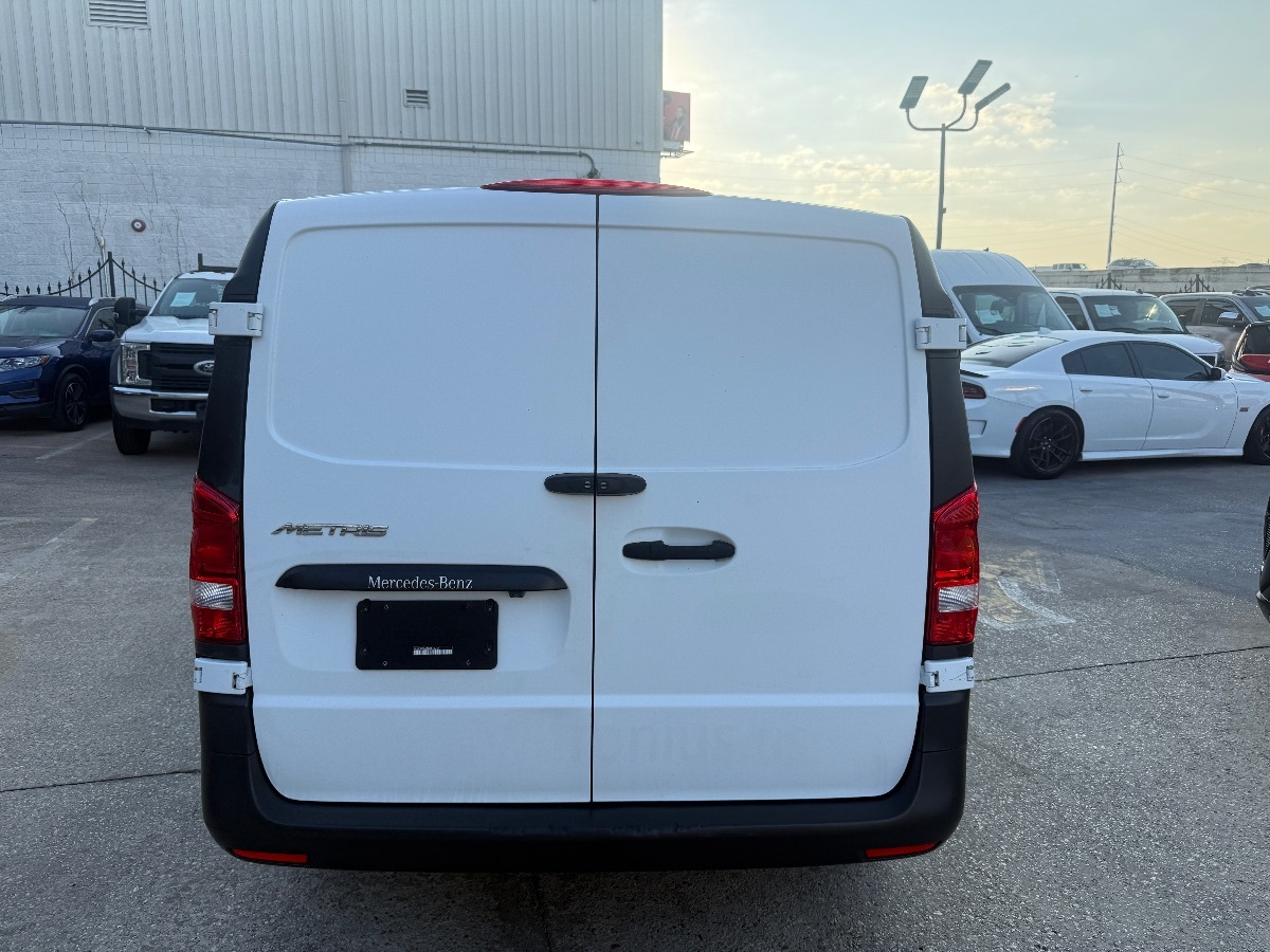 2020 Mercedes Benz Metris Cargo Van photo 2