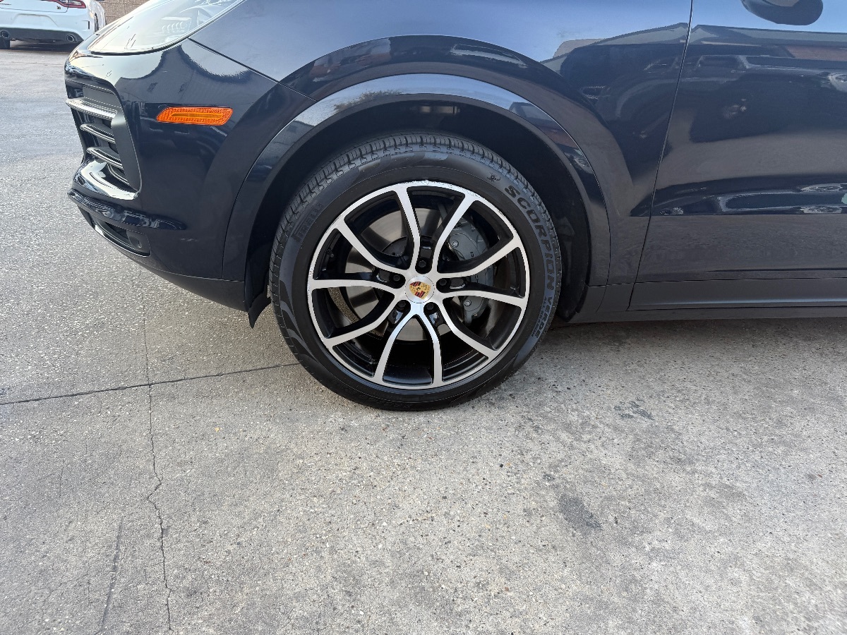 2021 Porsche Cayenne S photo 6