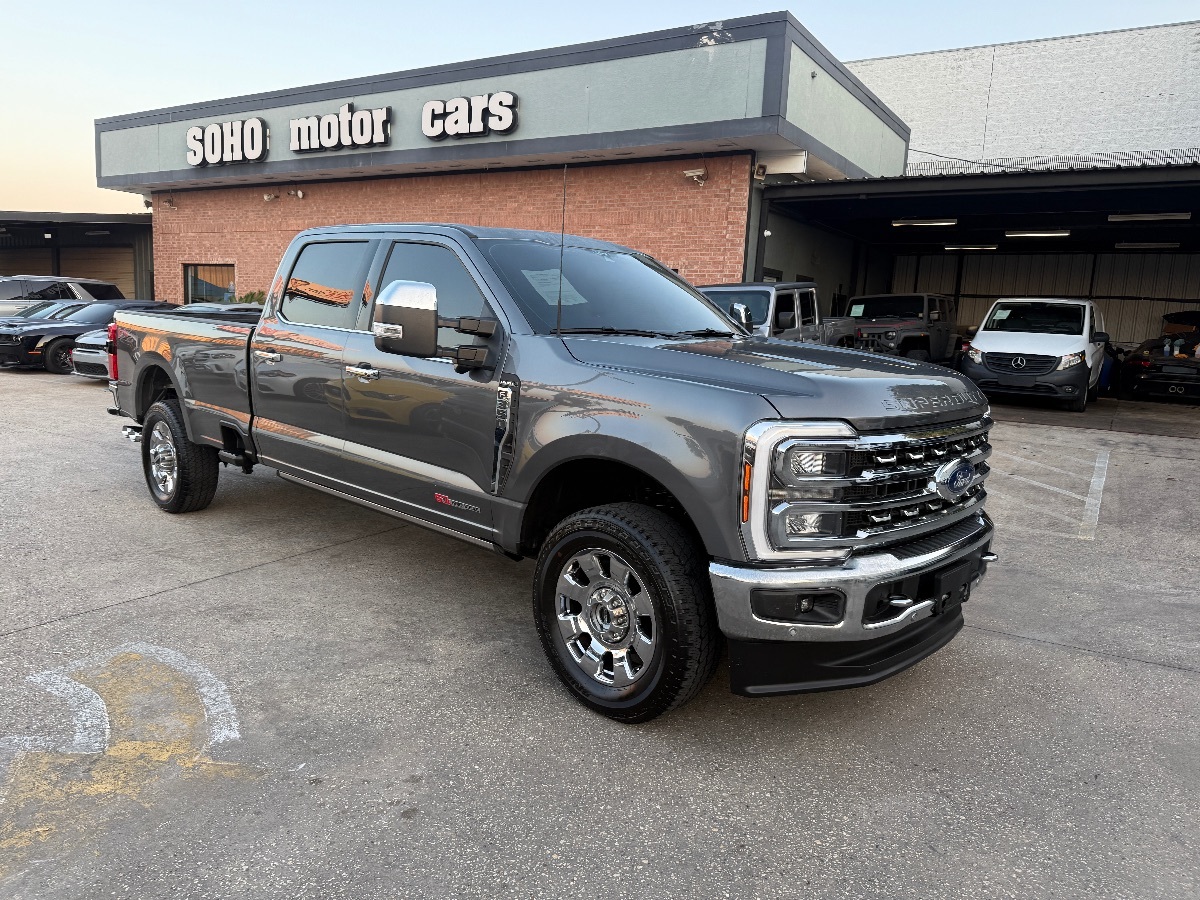 2024 Ford F-350 Lariat photo 3