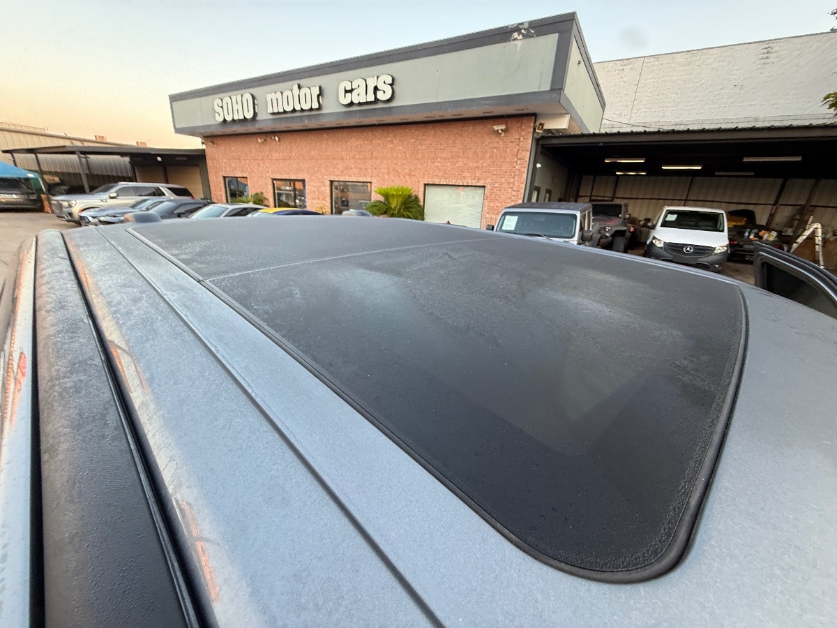 2024 Ford F-350 Lariat photo 18