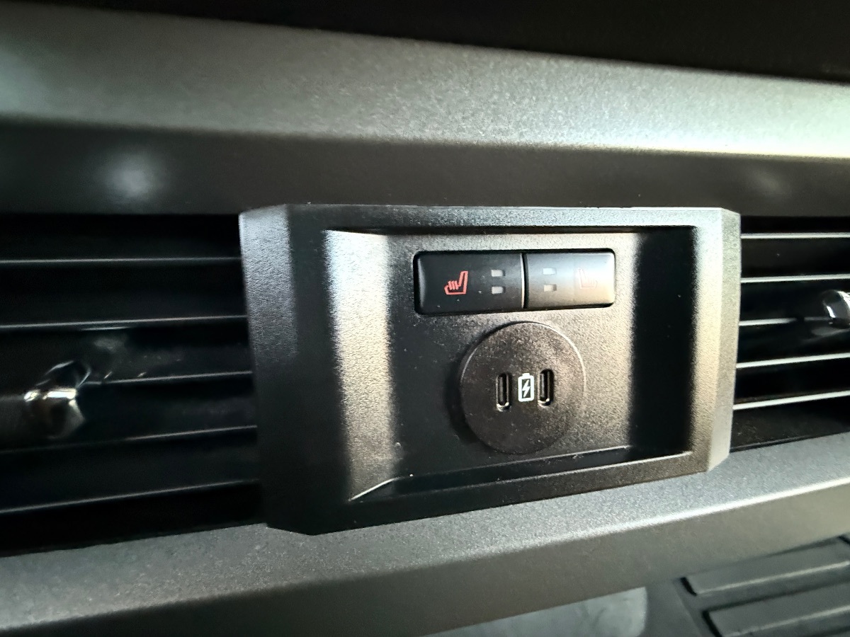 2024 Ford F-350 Lariat photo 26
