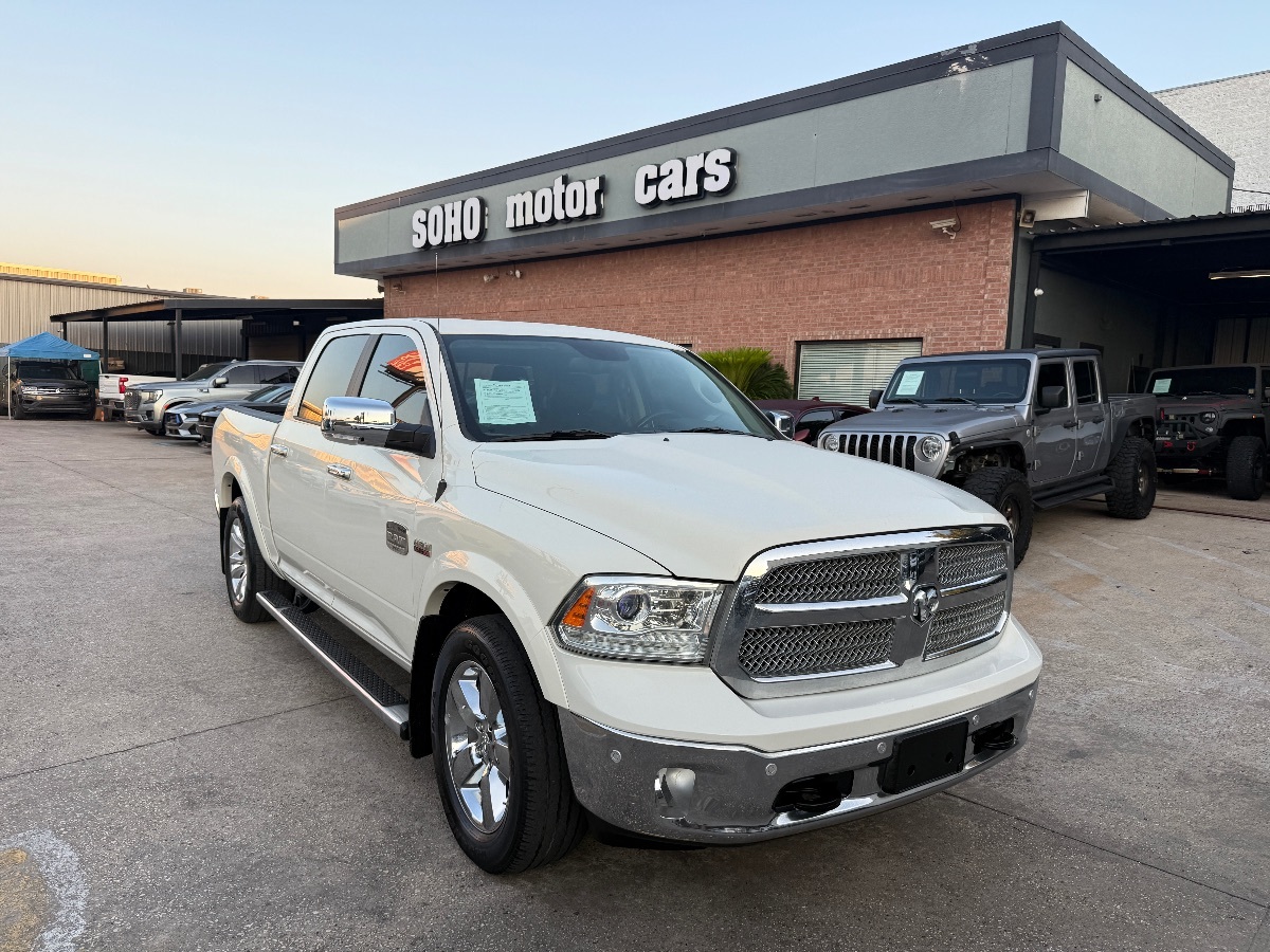 2016 Ram 1500 Longhorn photo 2
