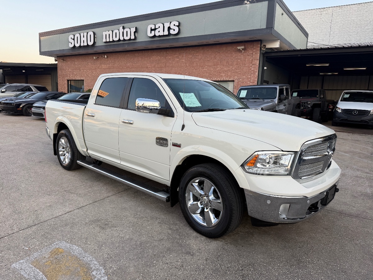 2016 Ram 1500 Longhorn photo 3