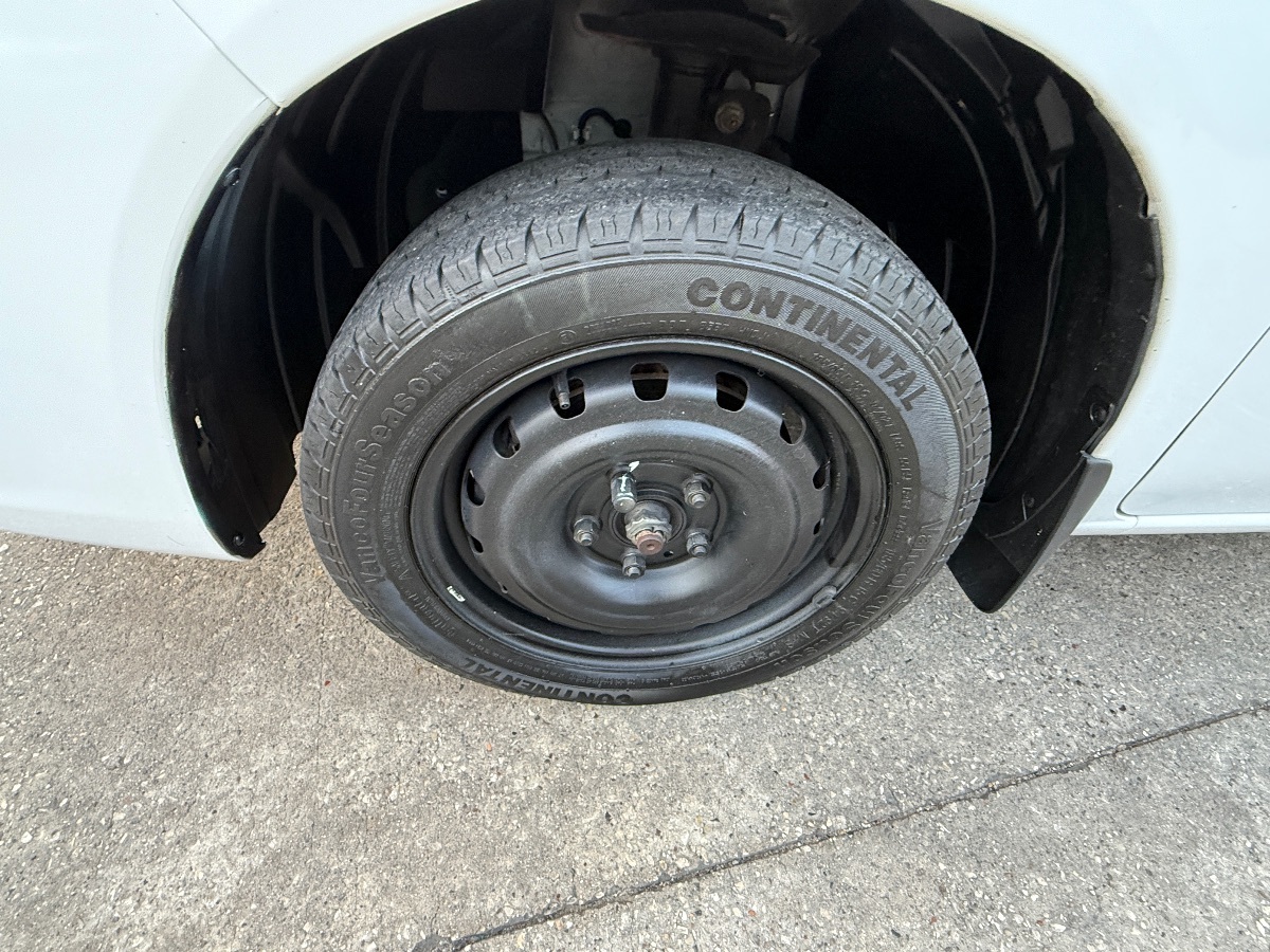 2021 Nissan NV200 SV photo 8