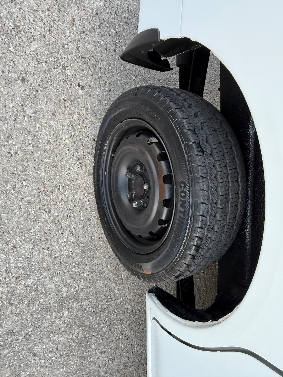 2021 Nissan NV200 SV photo 10