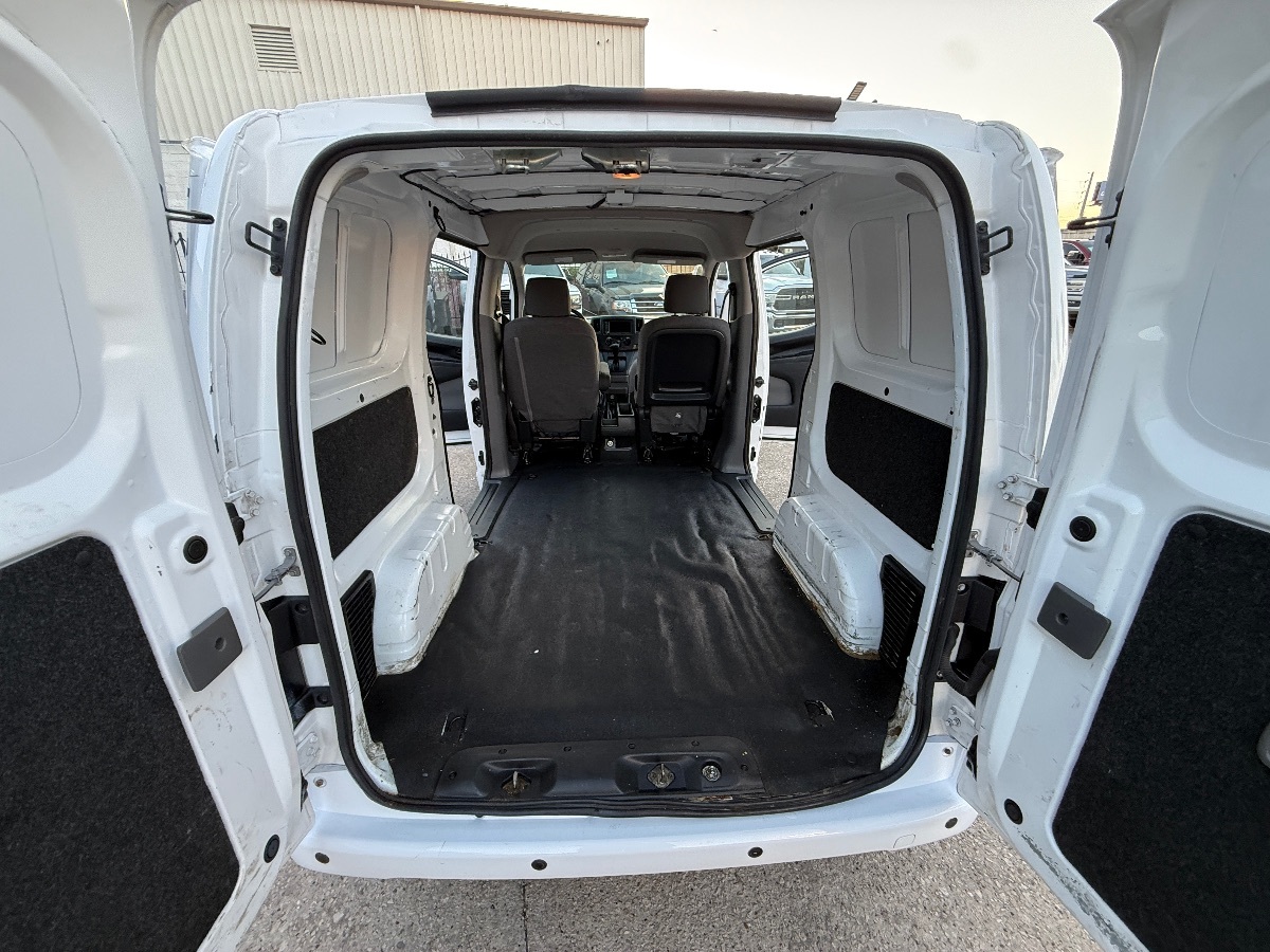 2021 Nissan NV200 SV photo 15