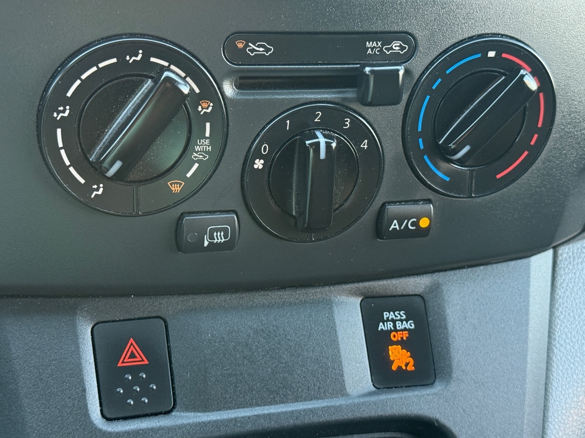 2021 Nissan NV200 SV photo 26
