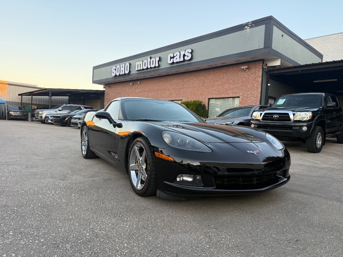 2007 Chevrolet Corvette photo 2