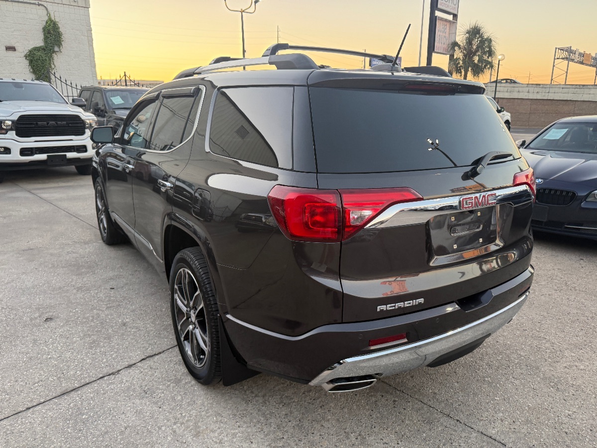 2019 Gmc Acadia Denali photo 3