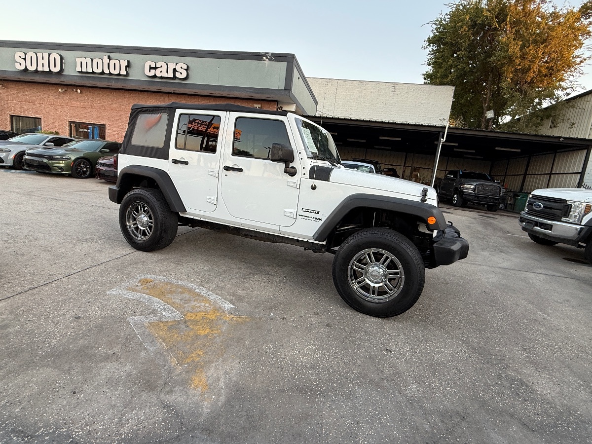 2018 Jeep Wrangler Unlimited Sport S photo 4