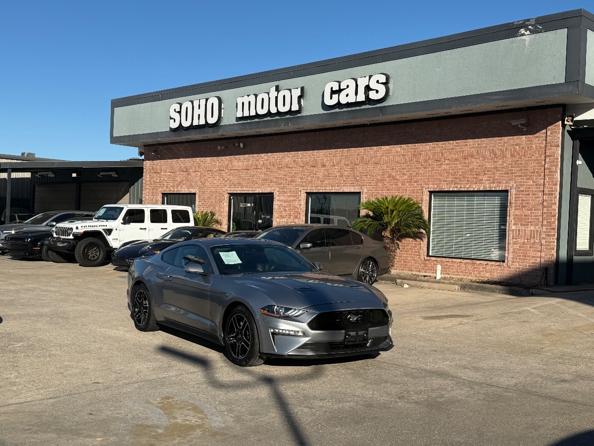 2021 Ford Mustang EcoBoost Premium photo 2