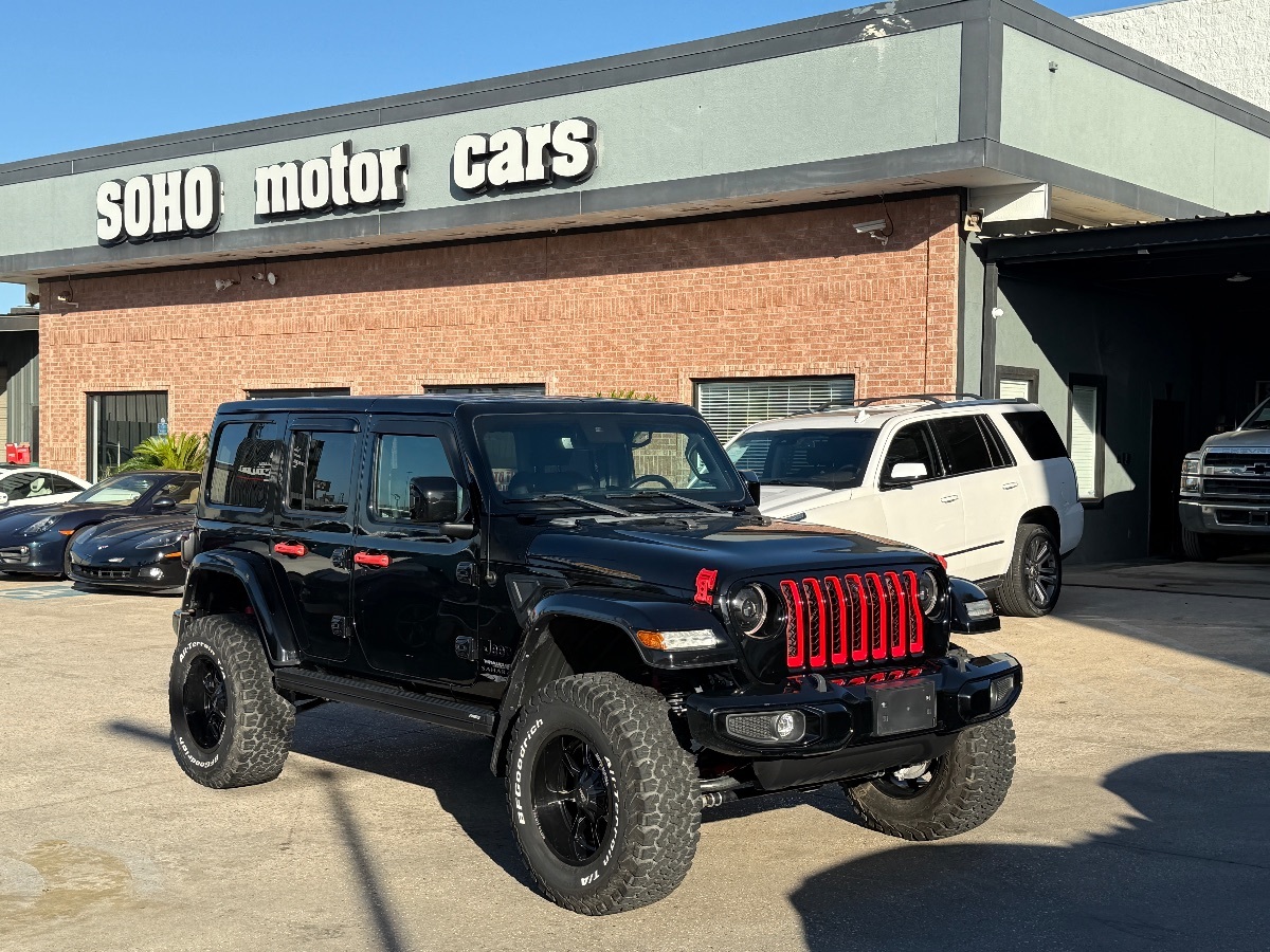 2021 Jeep Wrangler Unlimited Sahara High Altitude photo 2