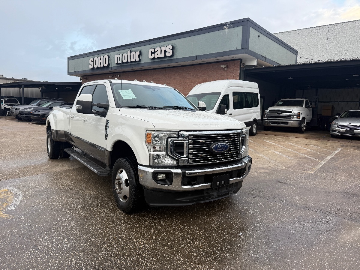 2020 Ford F-350 Lariat photo 2