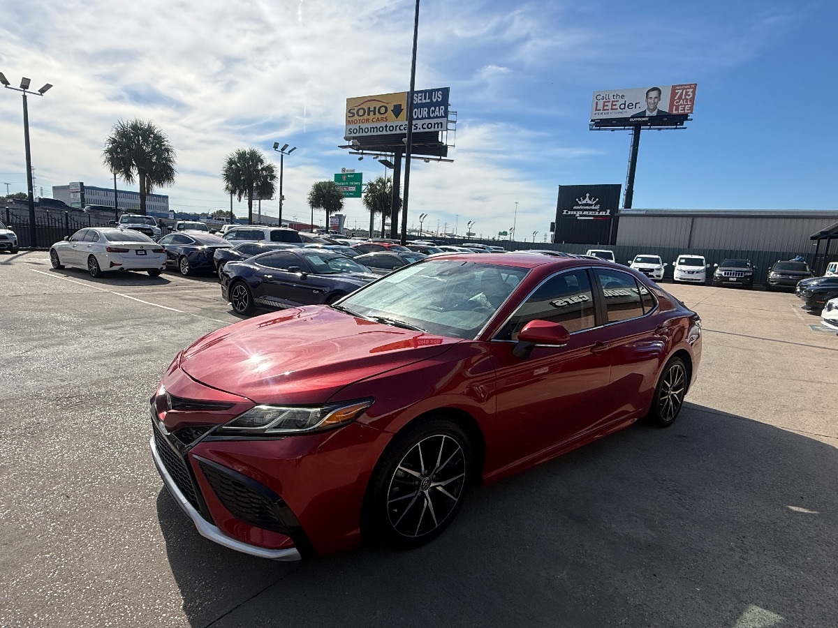 2023 Toyota Camry SE photo 4