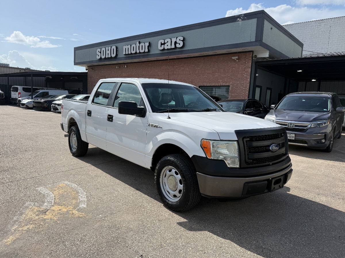 View vehicle photo 3