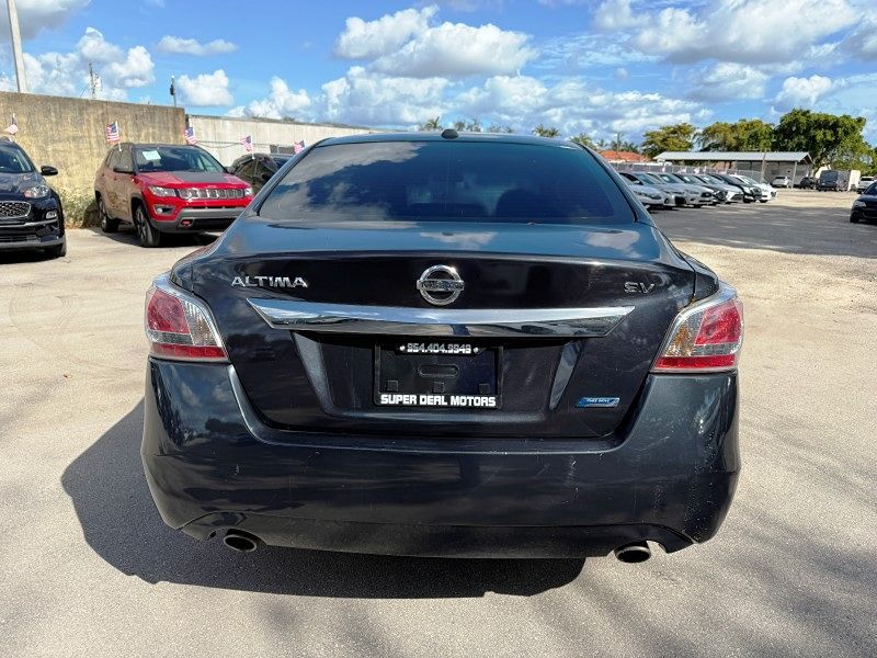 2014 Nissan Altima 2.5 SV photo 6