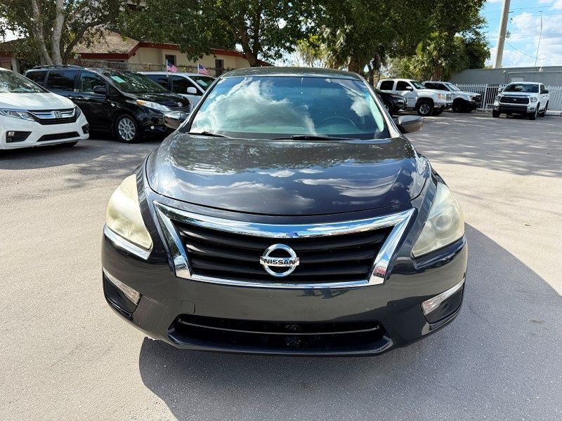 2014 Nissan Altima 2.5 SV photo 10