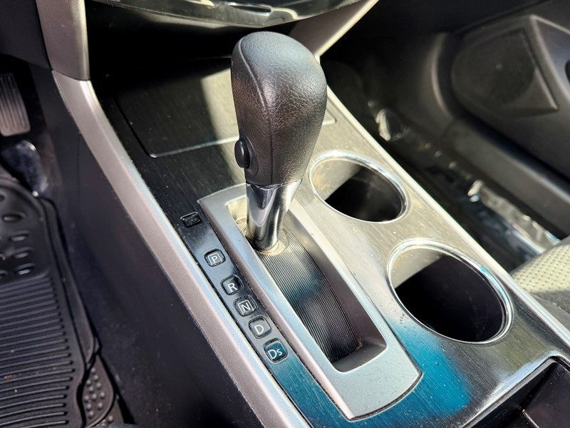2014 Nissan Altima 2.5 SV photo 22