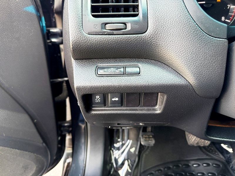 2014 Nissan Altima 2.5 SV photo 25