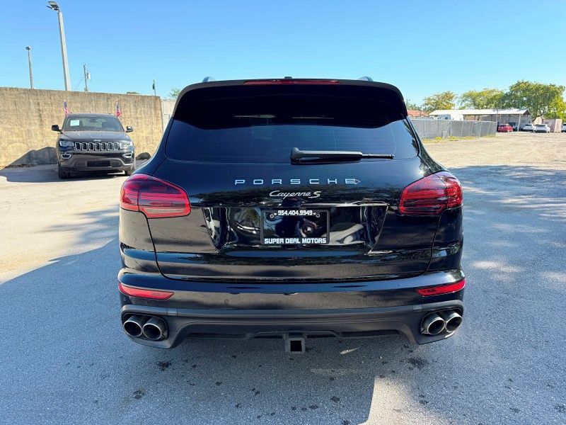 2018 Porsche Cayenne S - Photo 6