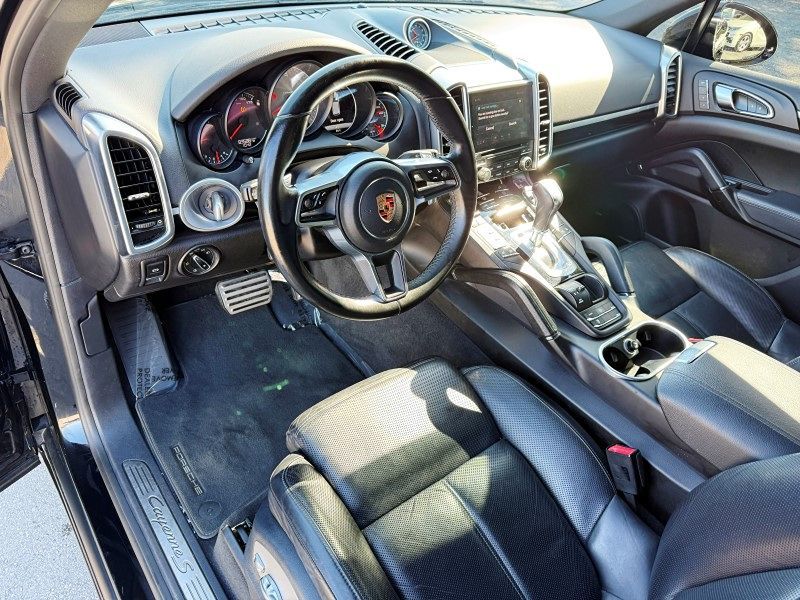 2018 Porsche Cayenne S - Photo 12