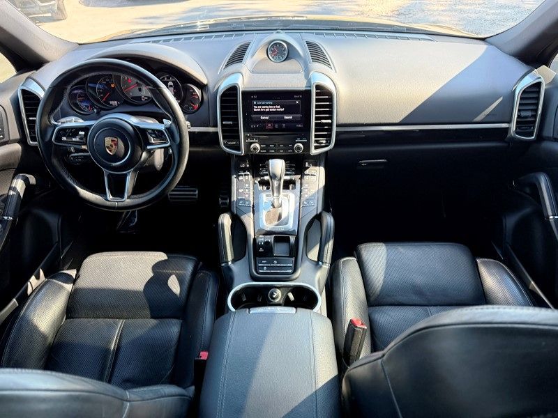 2018 Porsche Cayenne S - Photo 18