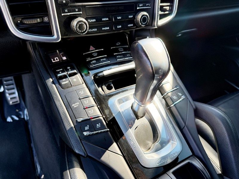 2018 Porsche Cayenne S - Photo 24