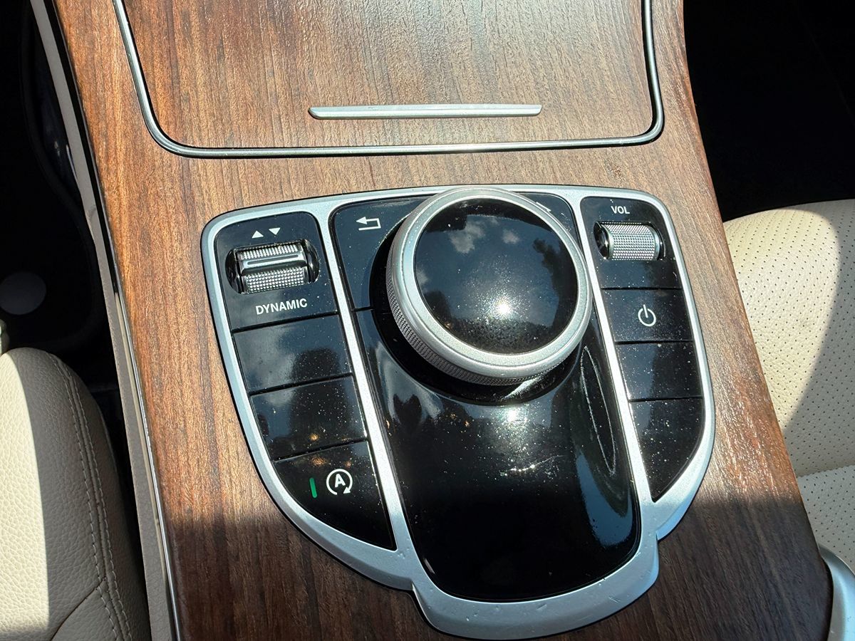 2020 Mercedes-Benz C-Class Sedan C300 - Photo 26