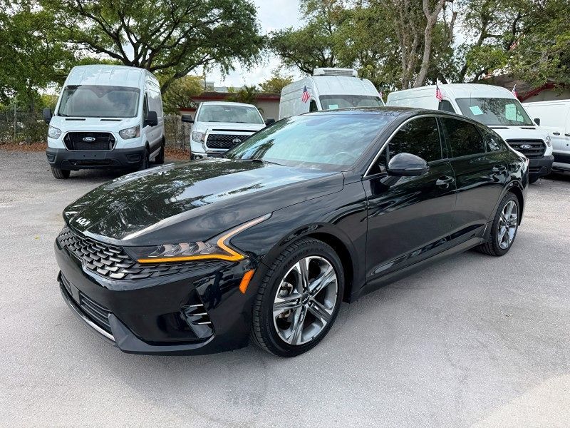 2022 Kia K5 EX - Photo 9